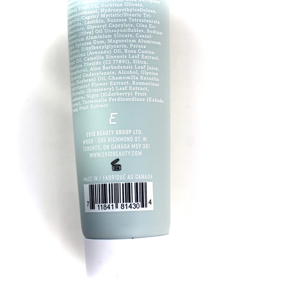 Evio Beauty | Pore-fect Primer Matte Finish Base - Picture 5 of 9